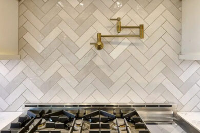 Expert Tiling and Custom Backsplash